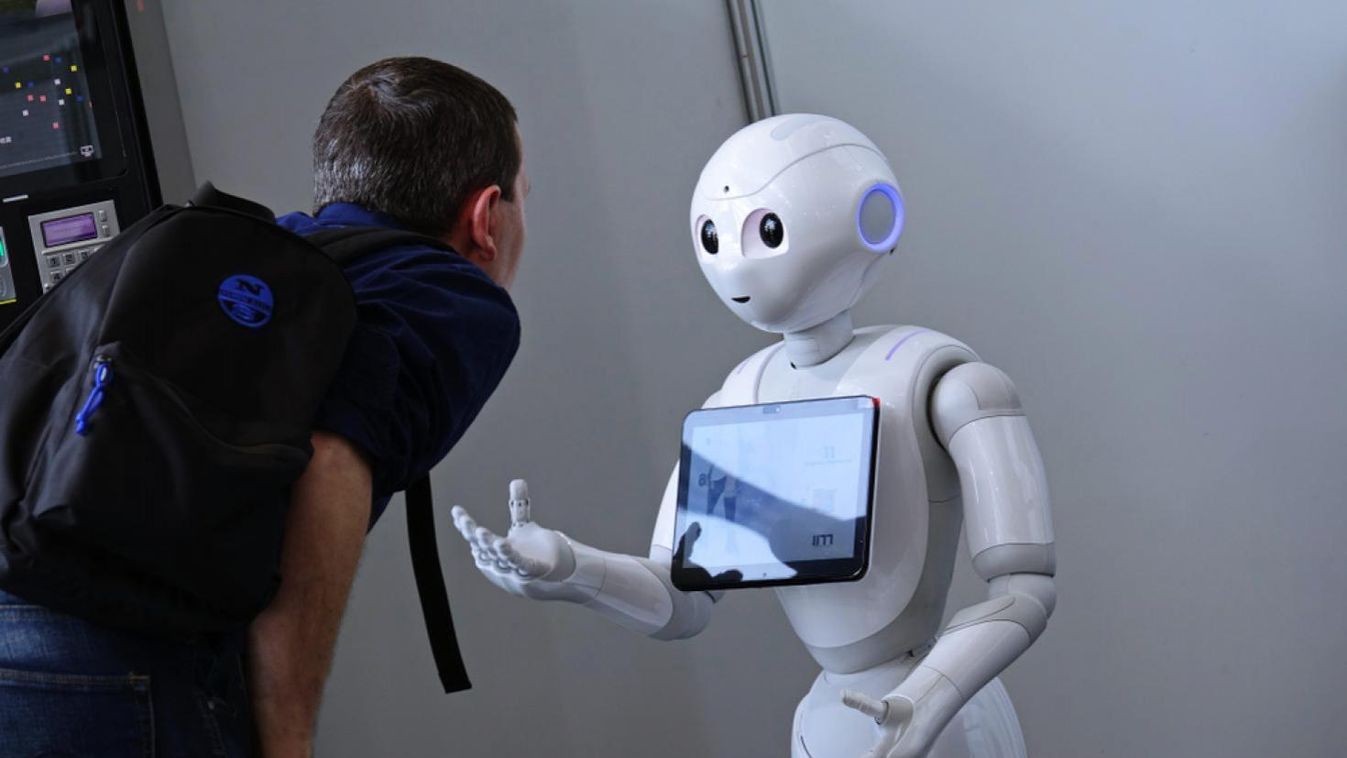 Ösztöndíjra jelentkezhetnek a robotika iránt érdeklődők