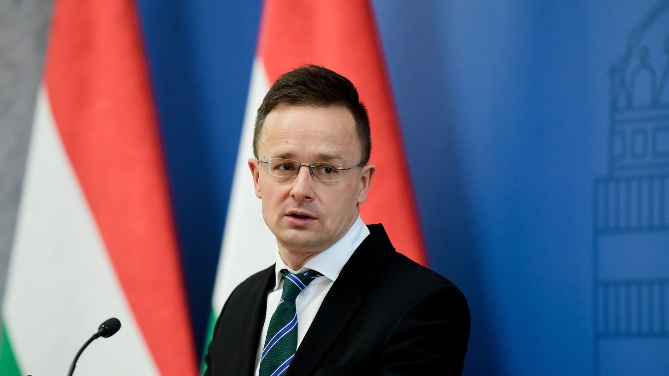 Szijjártó: élet-halál harc a vakcinabeszerzés