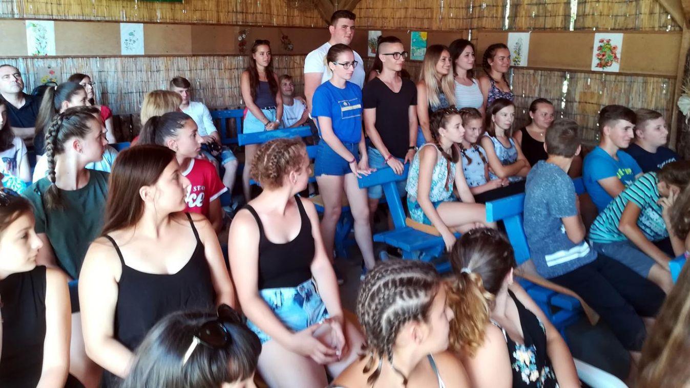 Nem a parazsat akarják őrizni, hanem a lángot továbbadni