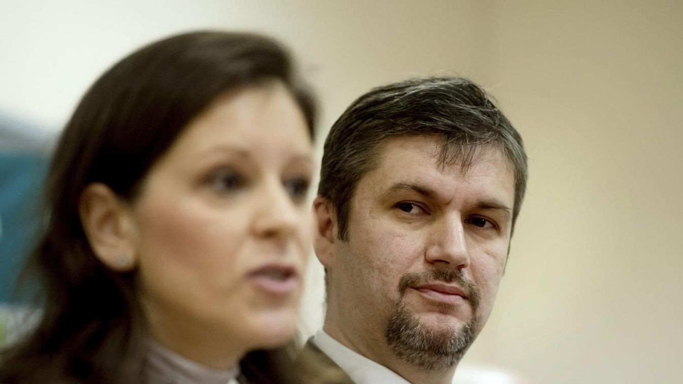 Szakadás fenyegeti az LMP-t