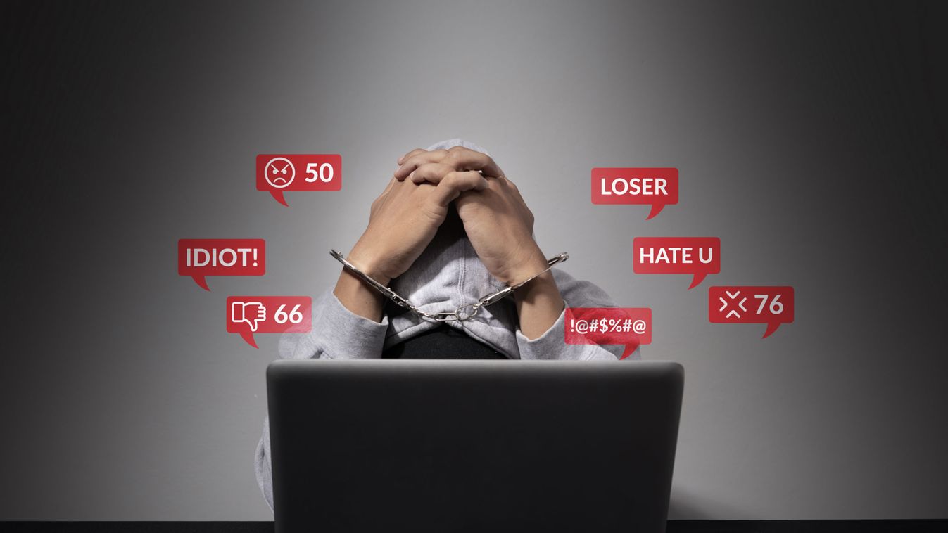Ennyi gyűlölet fröcsög elő a Facebookból