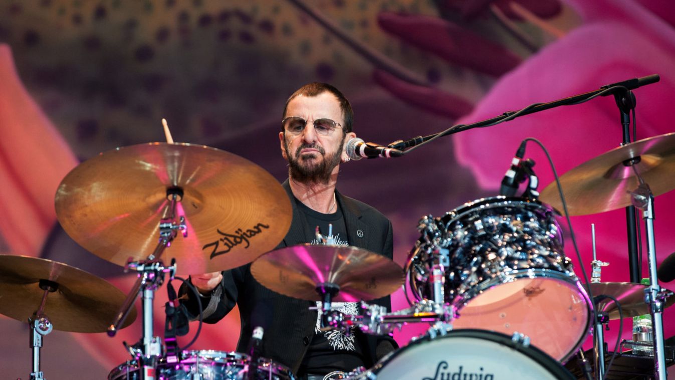 Paul McCartney és Ringo Starr ismeretlen demóját árverezik el