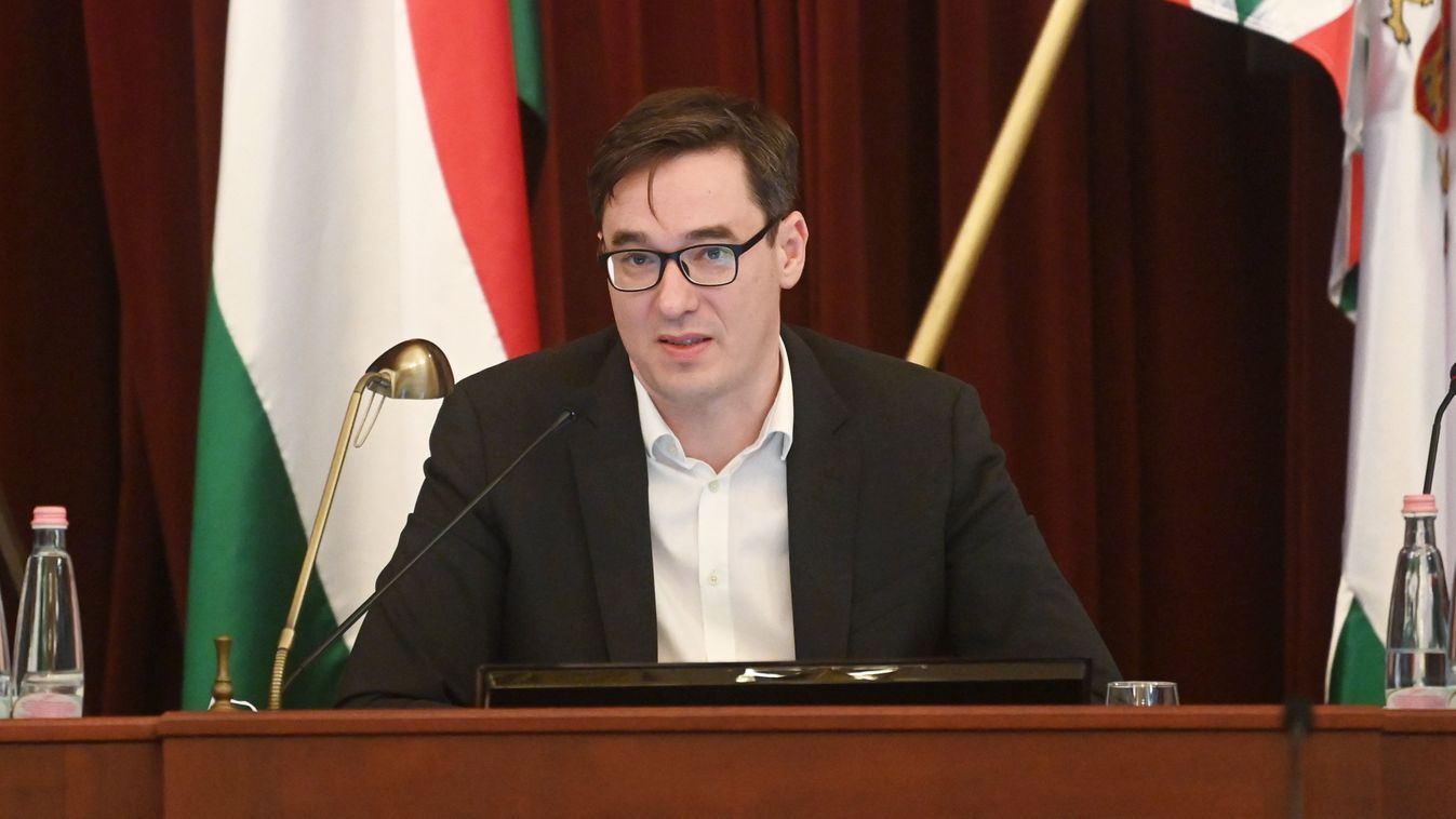 A fővárosi botrányok kapcsán bárhova nyúl az ember, Karácsony Gergely nevével találkozik