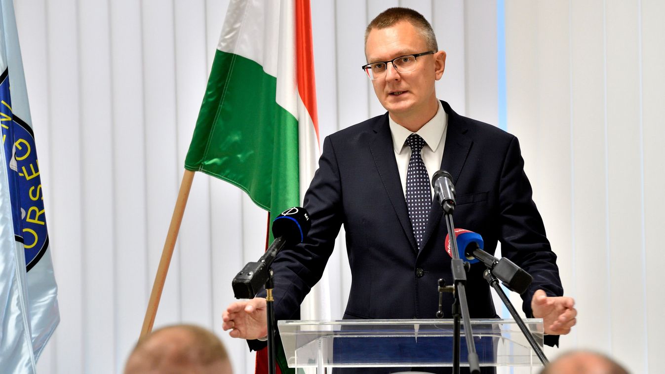 Rétvári: digitális áttörés történt a közoktatásban