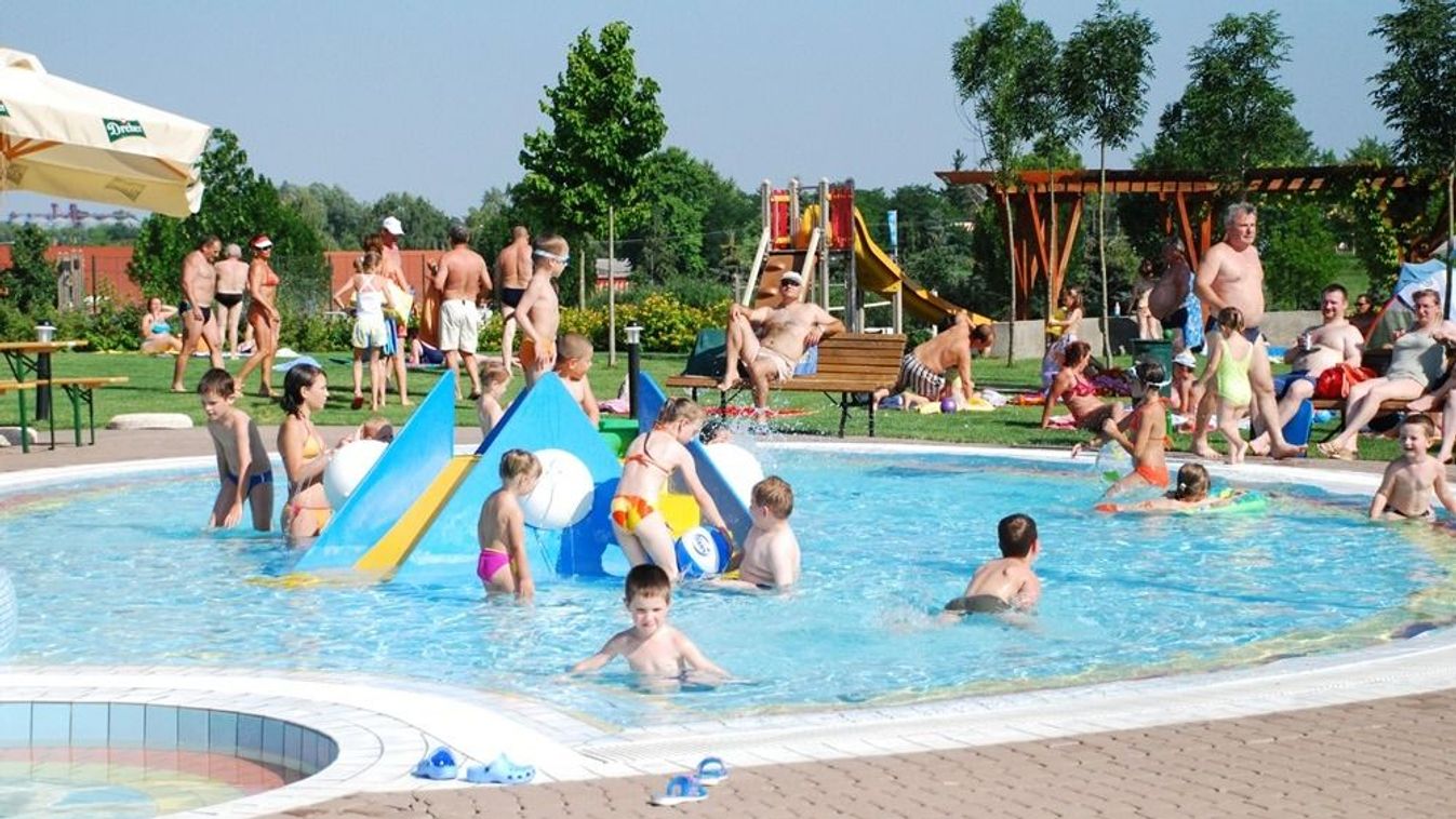 Újranyit januárban a marcali fürdő