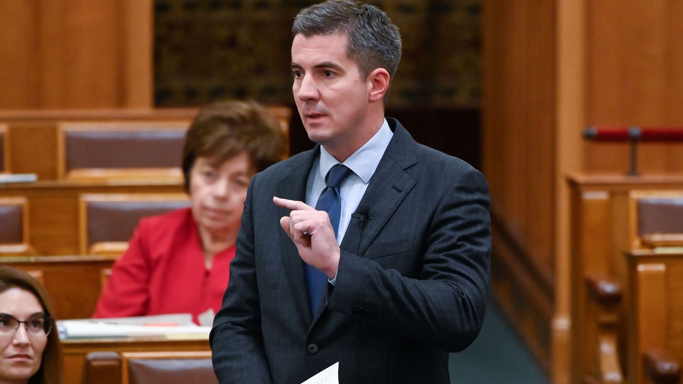 Kocsis Máté: a DK-s Arató Gergely cinikusan azt hazudja, hogy ők nem zártak be iskolákat (videó)