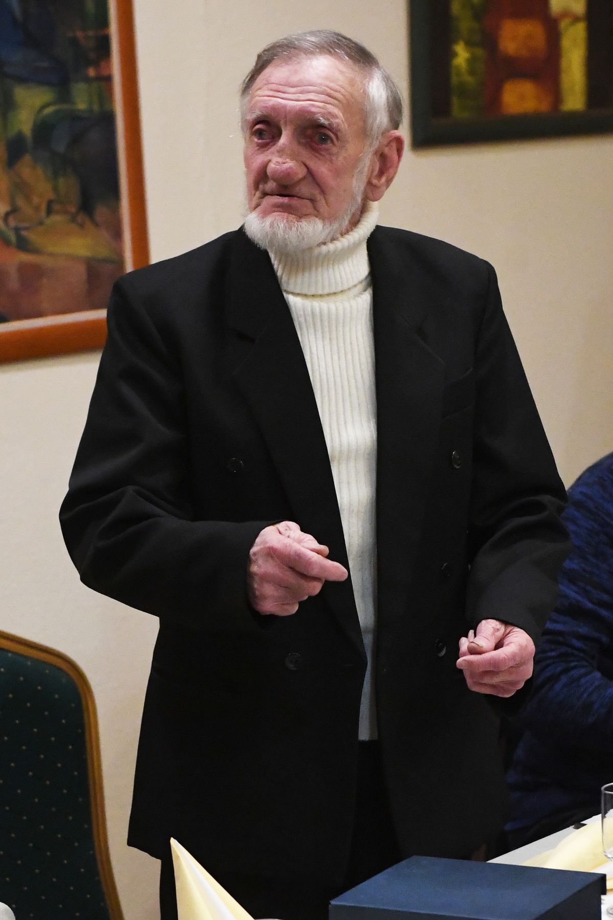 a 80 éves Pixi bácsit, Kovács Ferencet köszöntötték