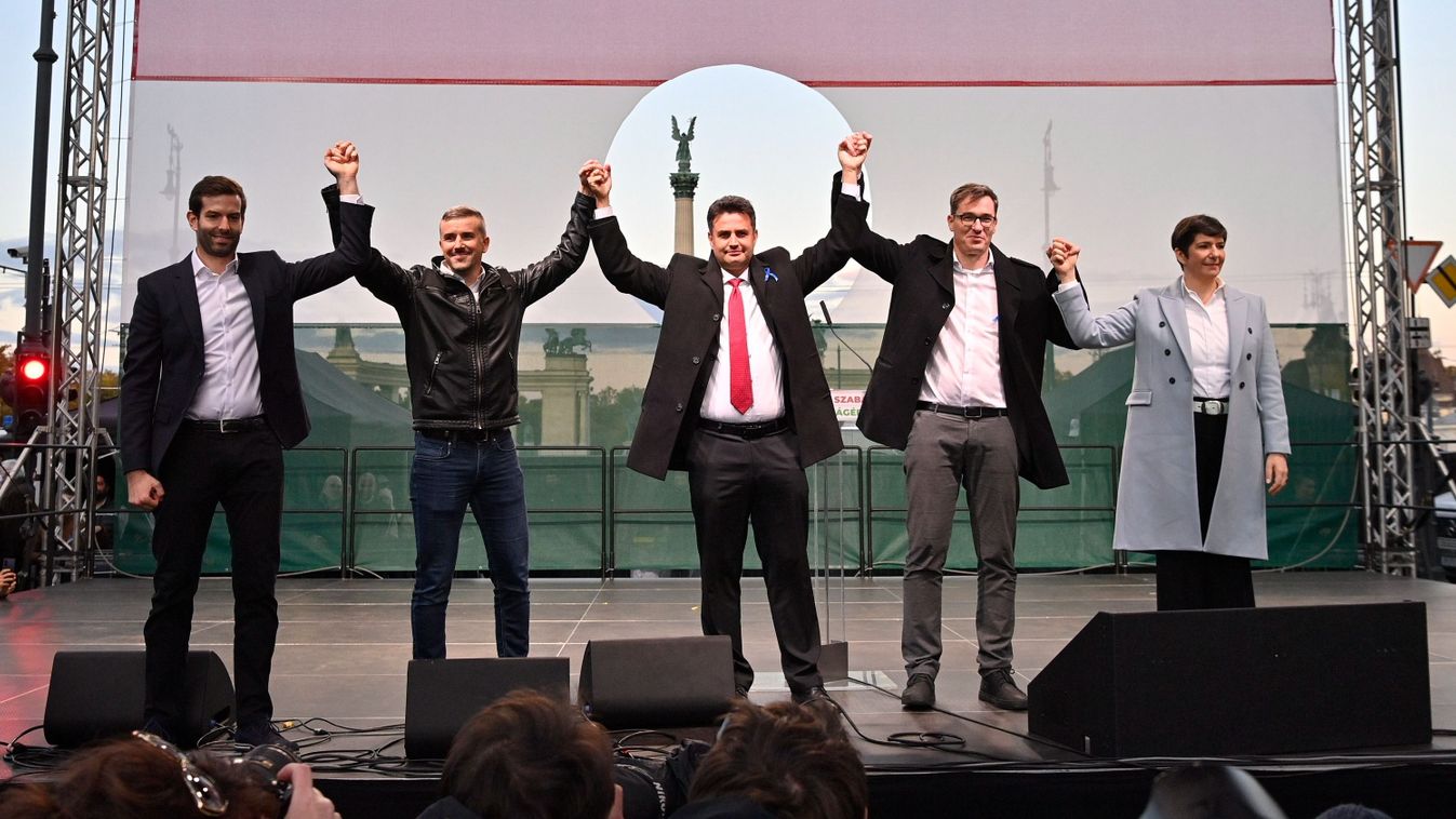 Brutális büntetést szabott ki a guruló dollárok miatt a baloldali pártokra az ÁSZ