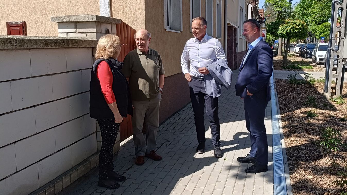 A lakosság kérésére újították meg az utcát