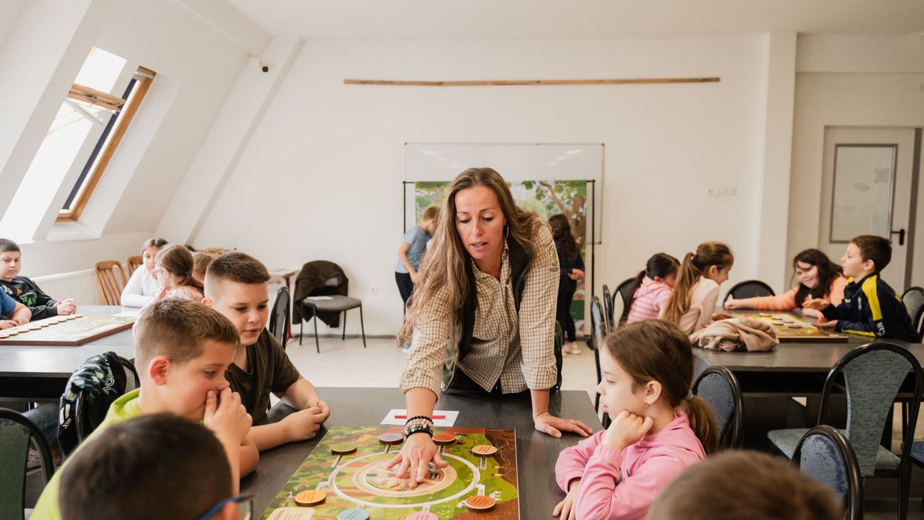 Újabb 30 ezer gyermek környezeti nevelését segíti az Iskolában az Erdő Program