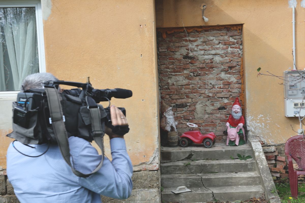 Disznóölő taglópisztollyal végezte ki a kétéves fiát a zákányi férfi