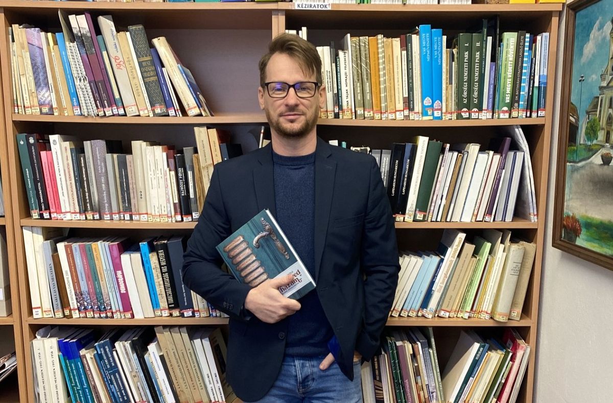 Gábor László, latinovits