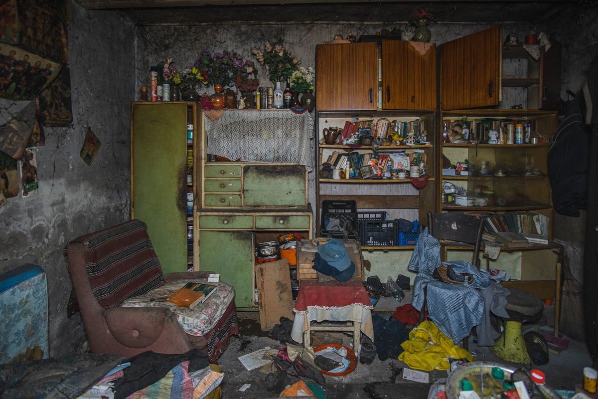 Elhagyatott ház, urbex, nyomor