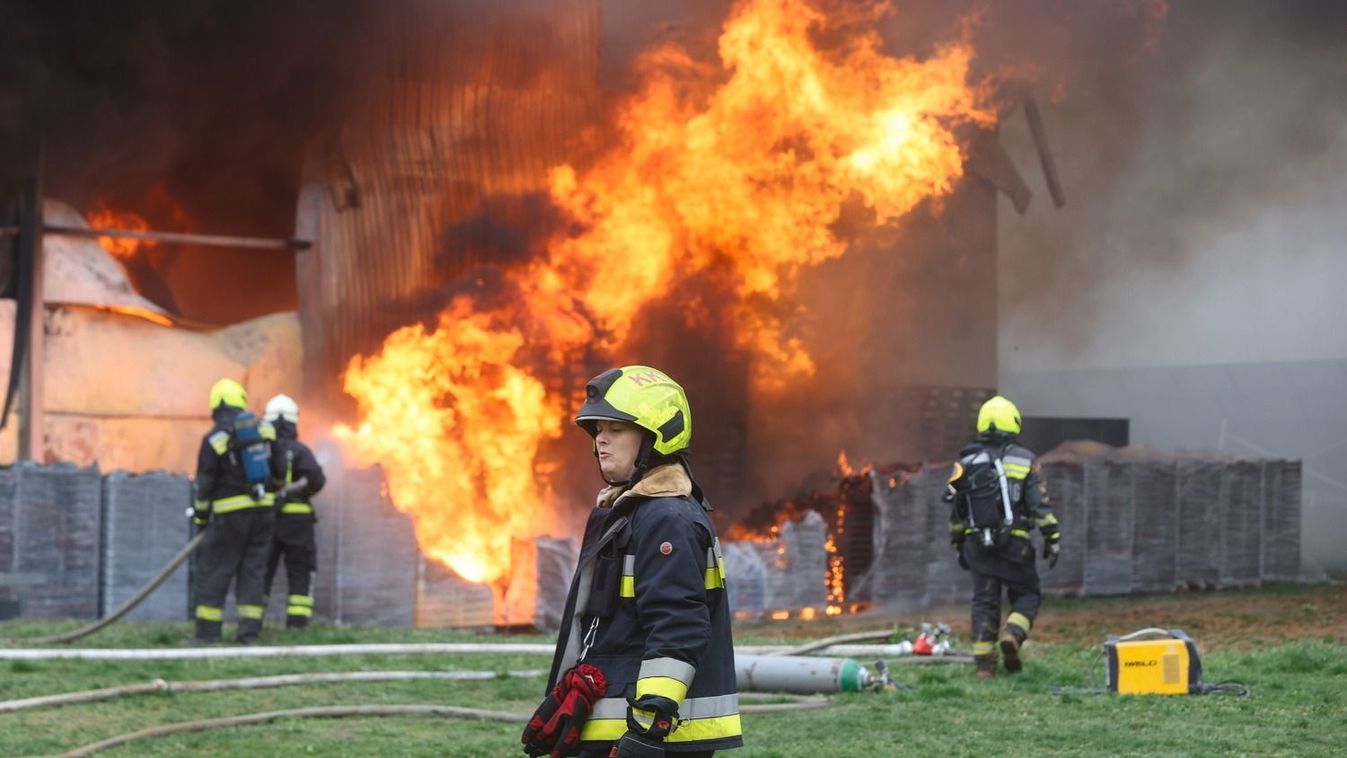 Képeken a pusztító kadarkúti tűz