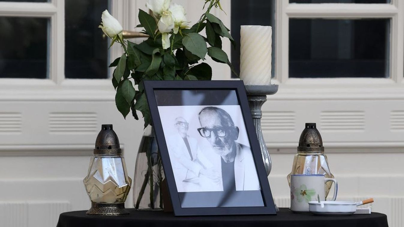 A Hunya..., már egy éve nincs köztünk a legendás kaposvári színész