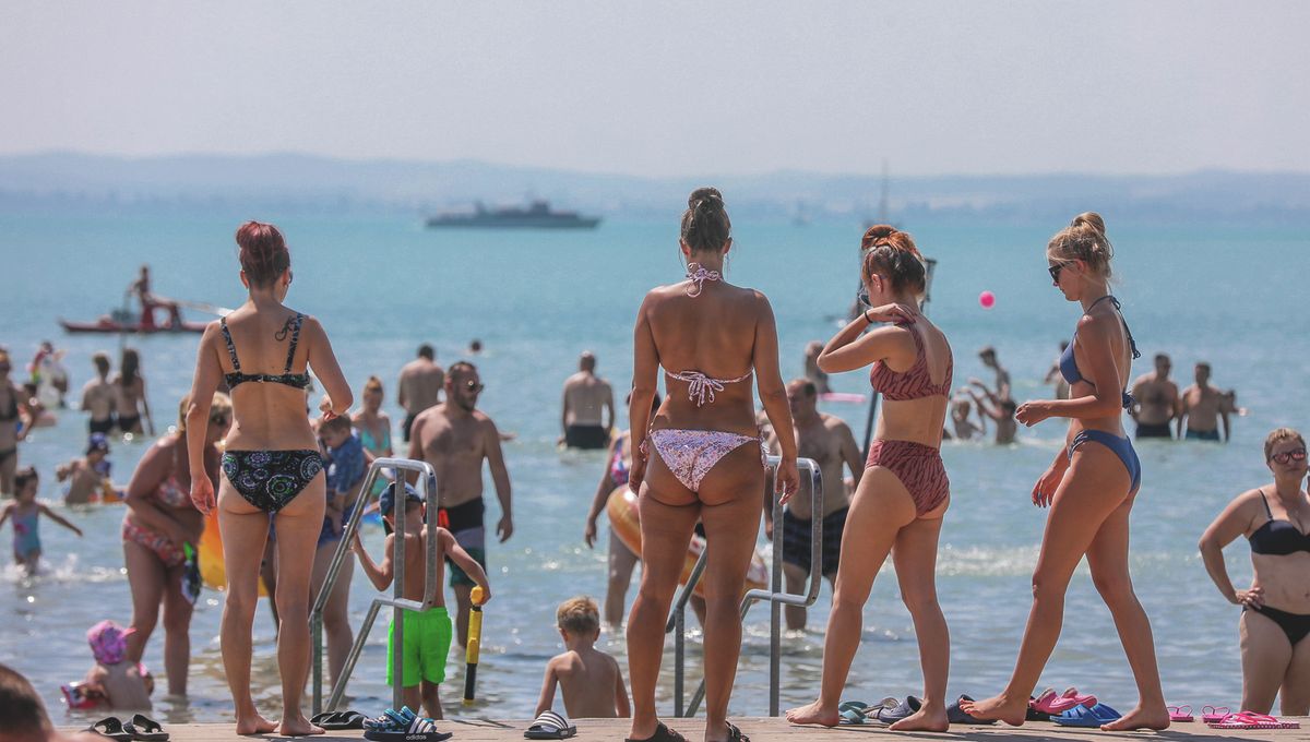 balaton, strand, nyár, balatoni szállás
