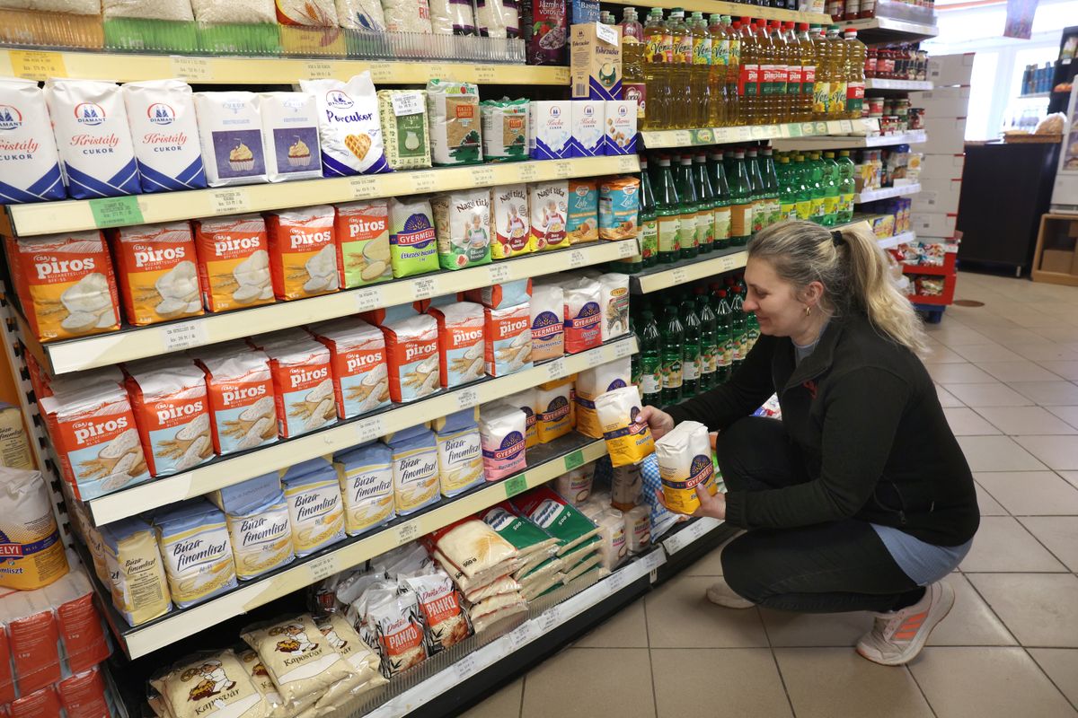Csak egyes termékekre alkalmaznak árrésstopot ebben a kaposvári kisboltban