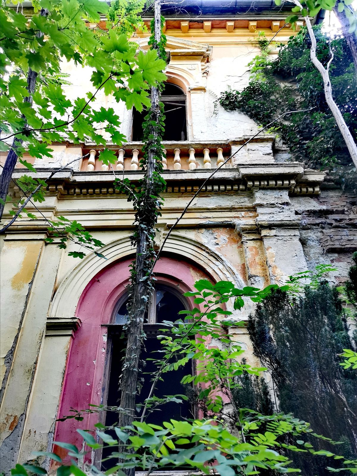 Kastély, Fekete kastély, Balaton, urbex