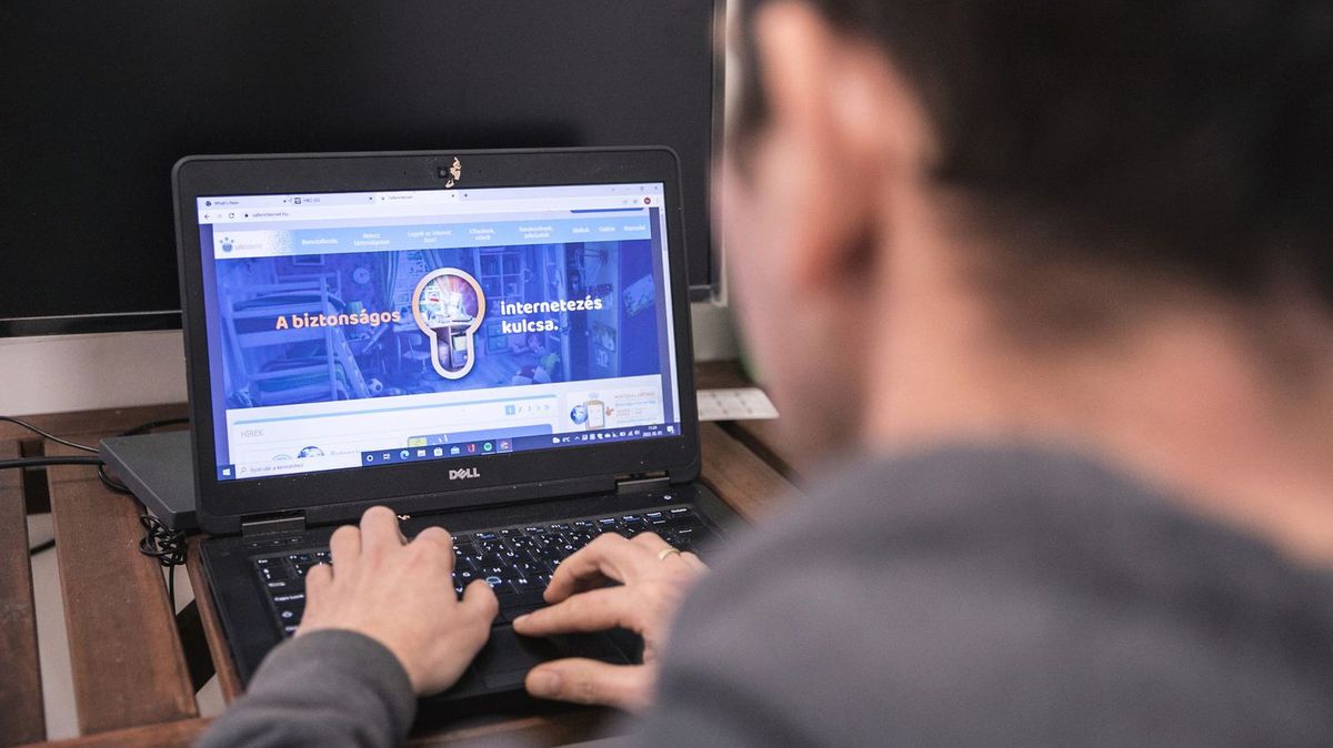 Gyors leállás: 12 órán át nem lesz internet és tv sem