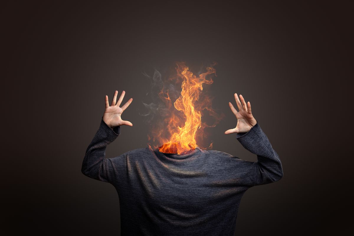Woman,Head,Burning,In,Flames,Showing,Burnout,Syndrome,Or,Mental