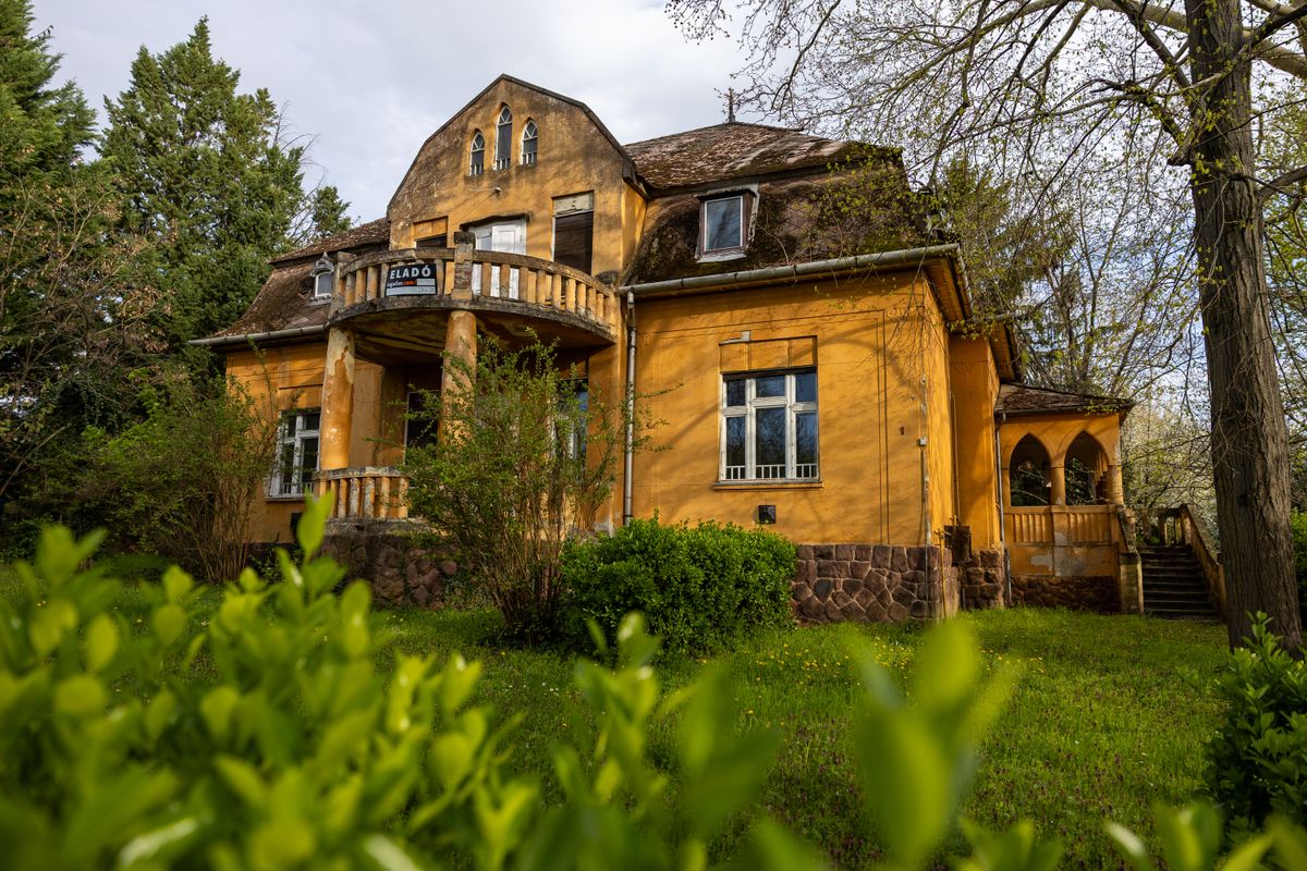 A balatonszemesi Urhegyi-villa