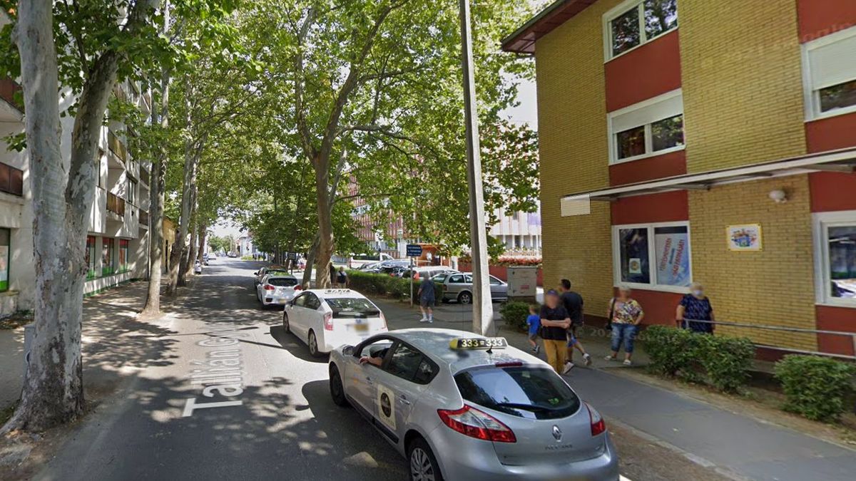 parkoló