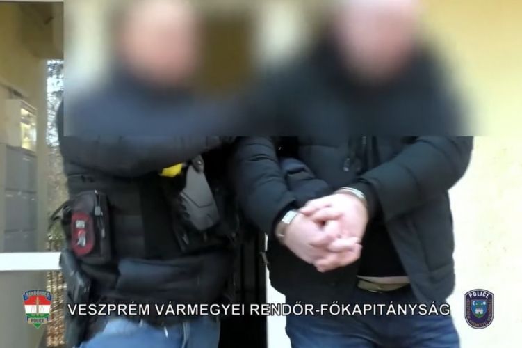 Egymilliárd forintot szedett be a csaló banda a Balatonnál. Végül gyilkoltak is az ingatlanokért, a tetteseket elfogták.
