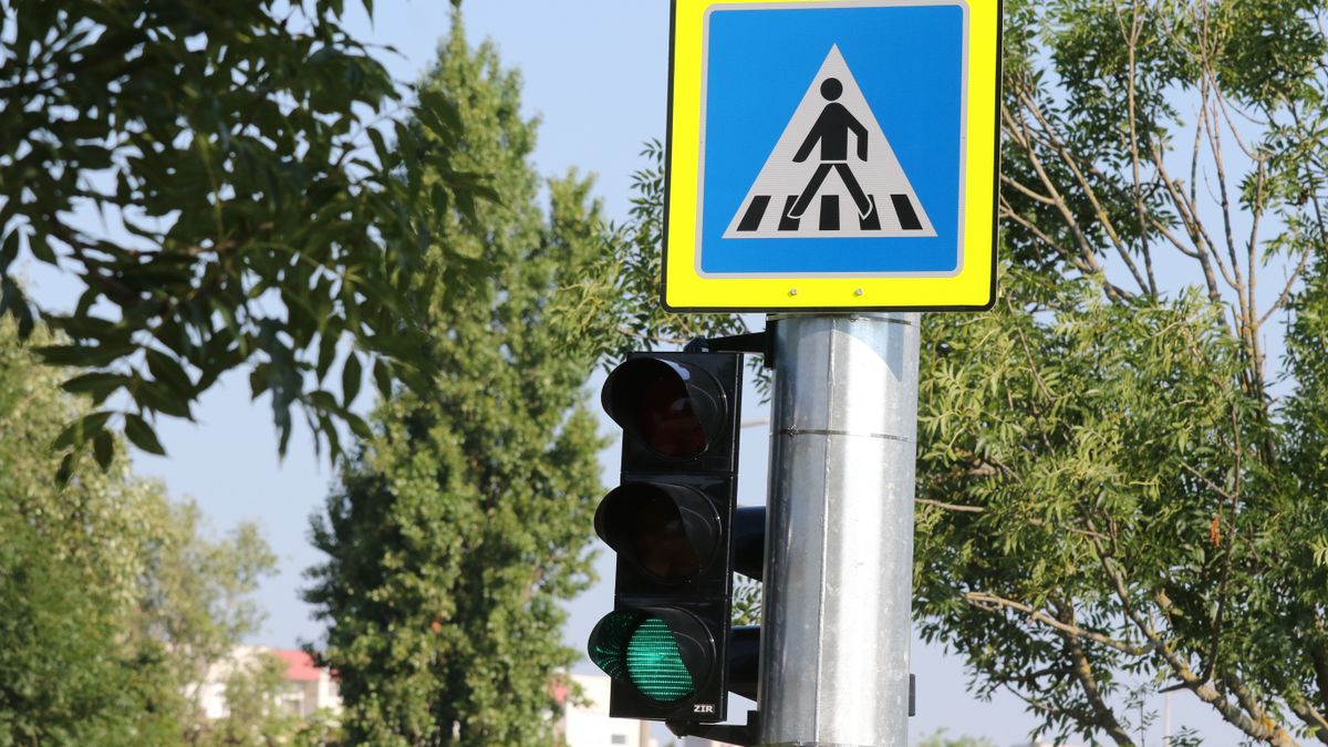 Új közlekedésbiztonsági fejlesztések Kaposváron: két új lámpás csomópont épül