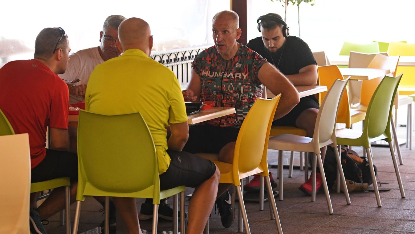 Üres a Balaton? Úgy hullámzik a vendégforgalom, mint a tó vize a viharos szélben