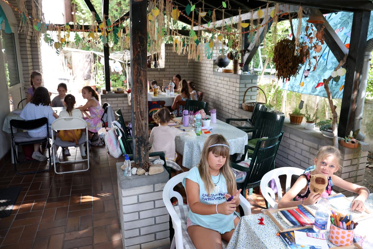 A nyári táborban alkotnak a gyerekek