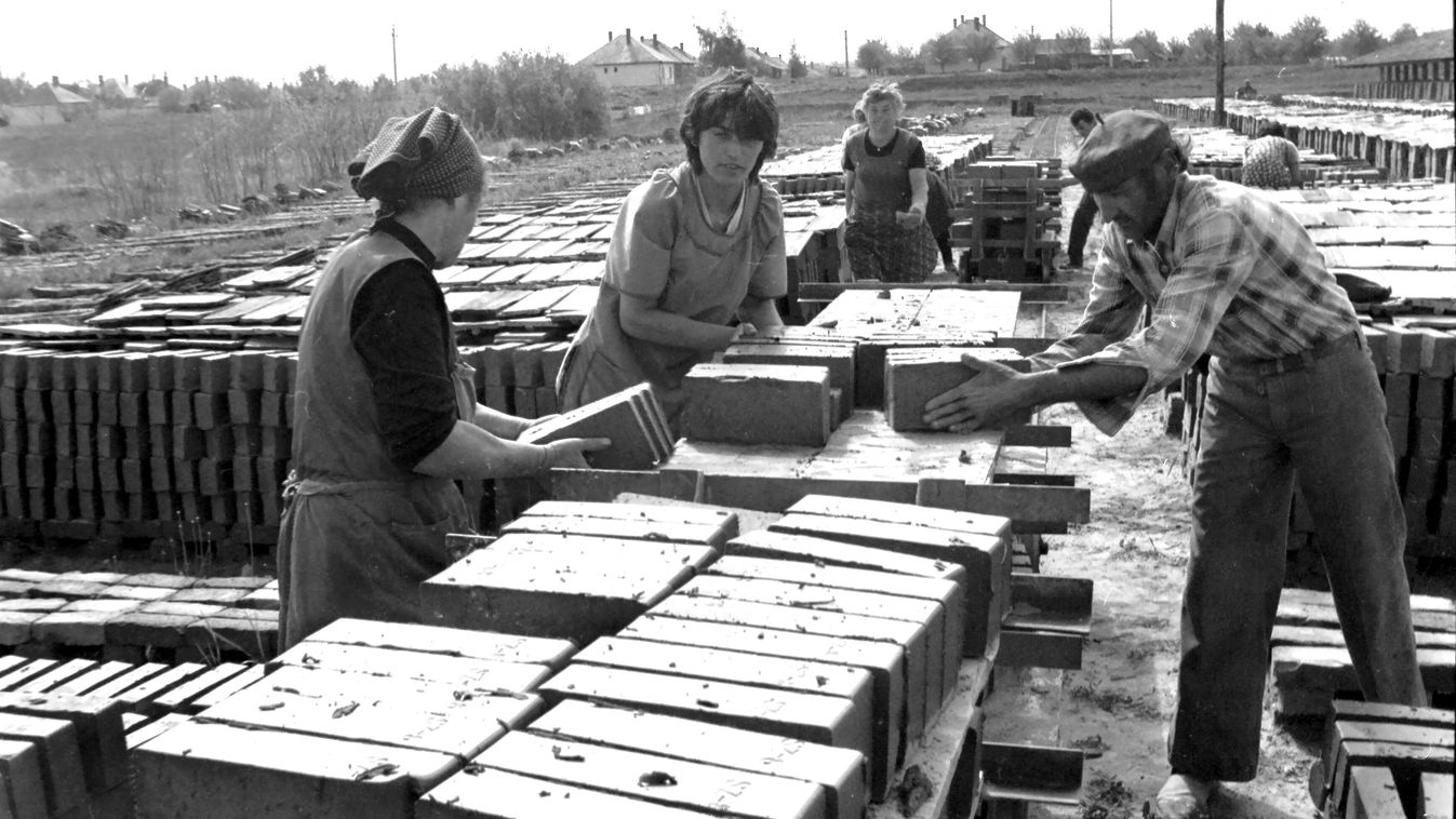 Egy letűnt korszak lenyomatára leltünk Kaposmérőn, egy gyár egykor és ma