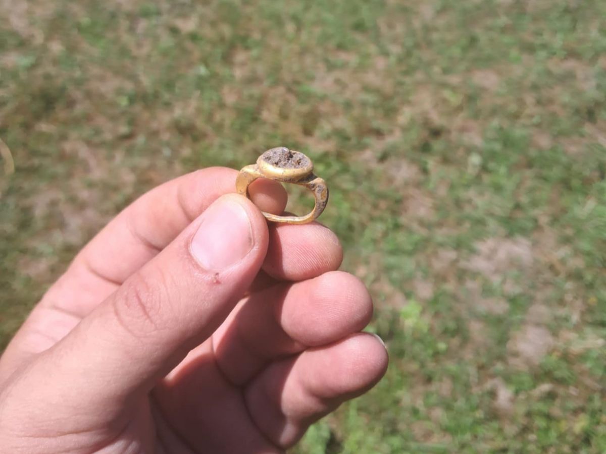 arany gyűrű, római