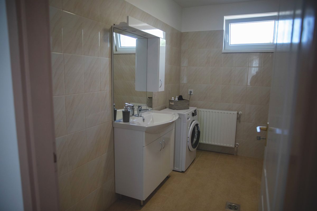 mosógép csapágy hiba jelei lehetnek a hangos zajok.