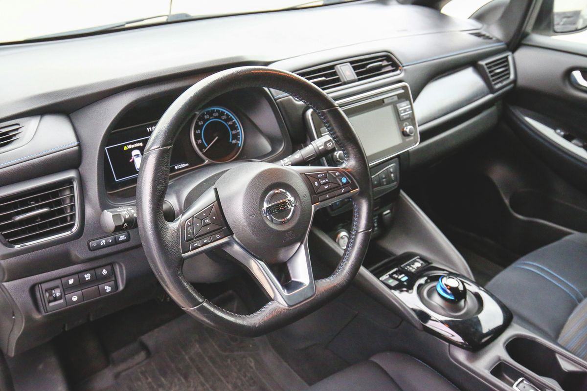 20250221_SZAK1098_028