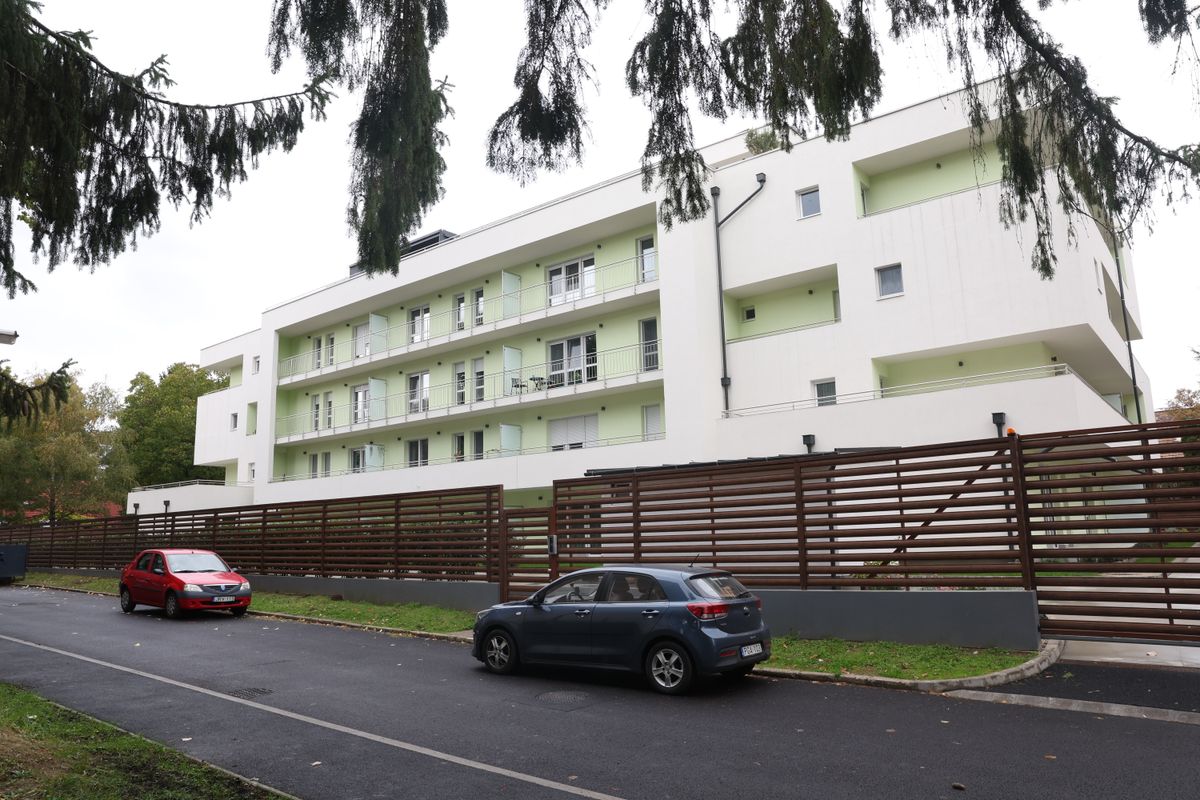 A Dési Huber Társasház az egyik luxusprojekt, a Zaranyi Luxus lakópark mellett 