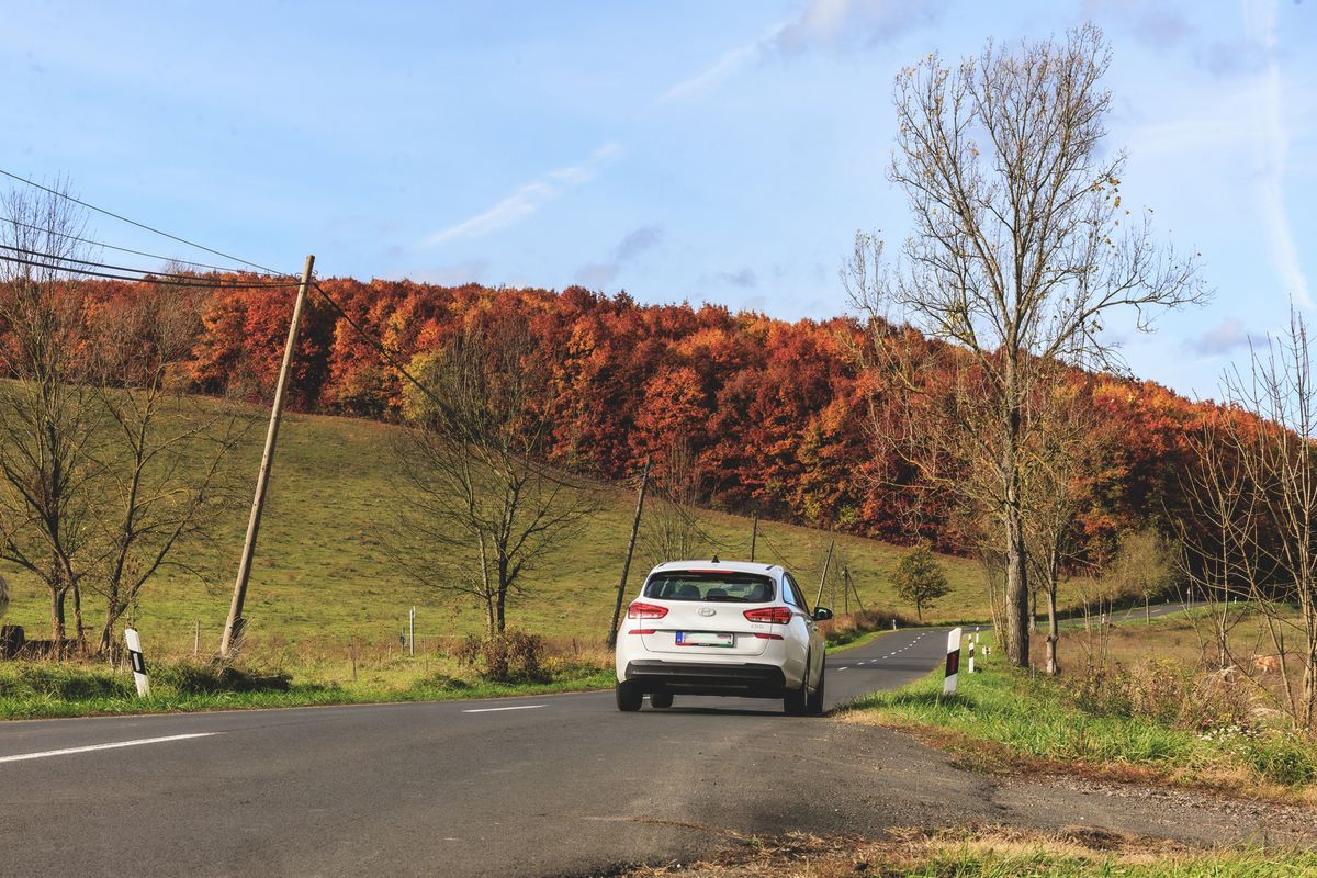 Meddig mehetünk még, ha már jelez az üzemanyag szintjelző? Fotó: Vendel Lajos