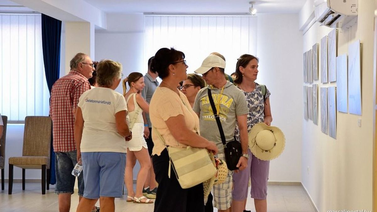 Jelenkori lencsevégen a 130 éves Balatonmáriafürdő