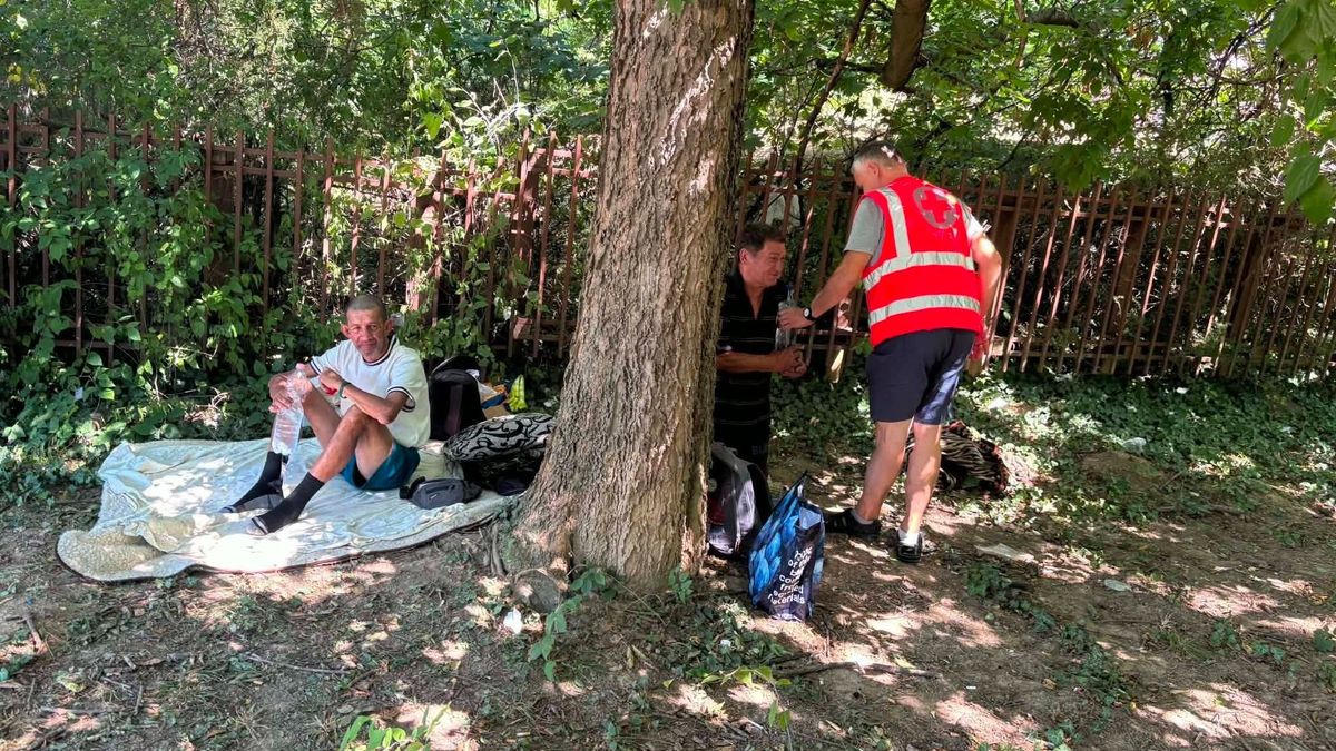 Vörös kód: a lépcsőn feküdt magatehetetlenül a férfi