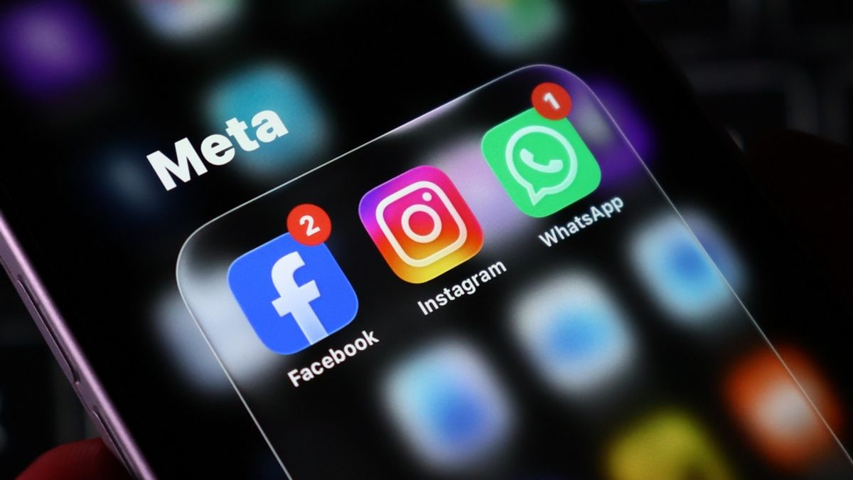 Facebook és Instagram: éjszakai tiltás jön a tizenéveseknek