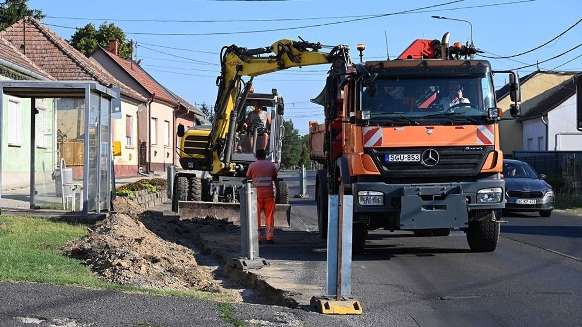 Megindultak a munkagépek Marcaliban –elkerülhetetlenné vált az útfelújítás