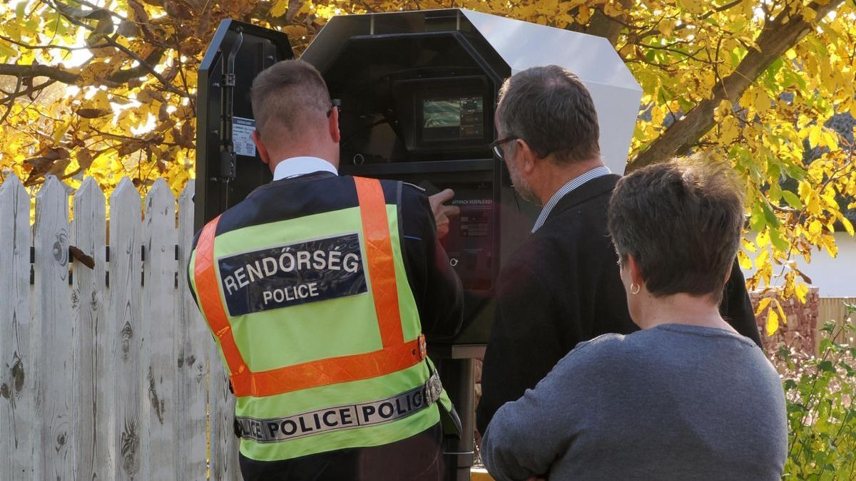 Gyorshajtók a Dózsa György utcában - napi szintű ellenőrzést ígért a rendőrség