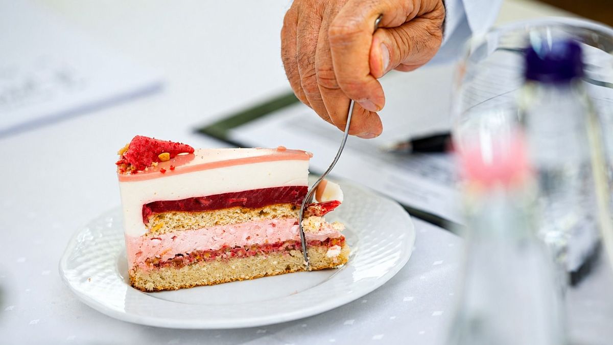 Magyarország Tortája: máris a vendégek kedvence lett a siófoki Eprek hercege