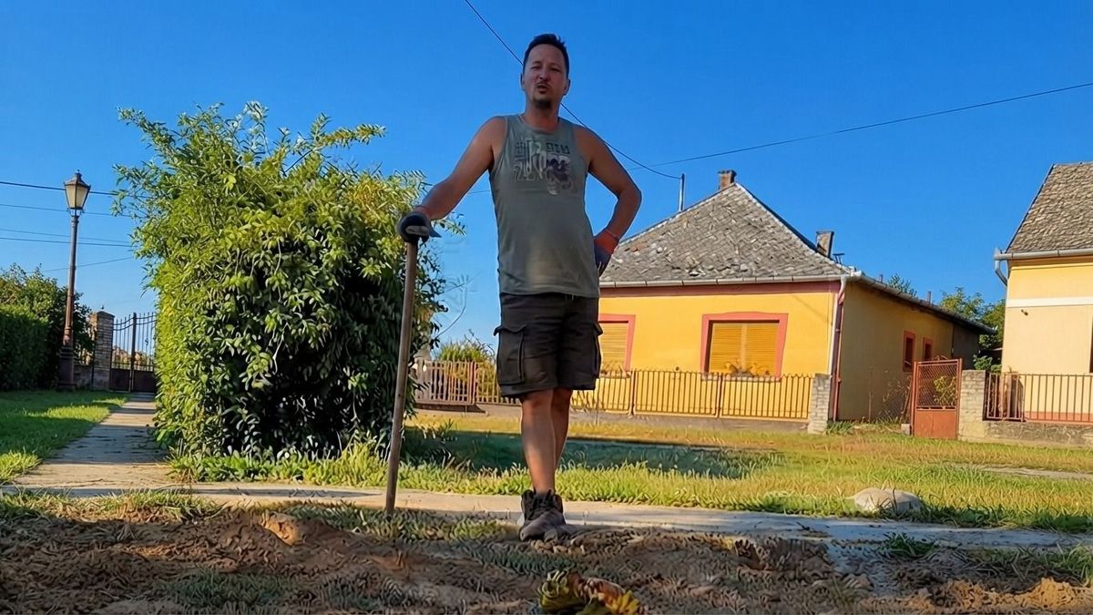 ATES kalapál, fúr és farag, mégis az úton marad (videó)