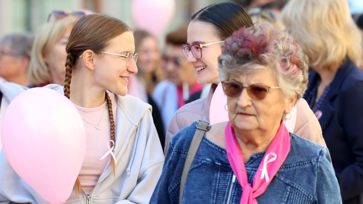 Házhoz viszik a mellrákszűrést, Somogyban is életeket menthetnek a különleges buszok