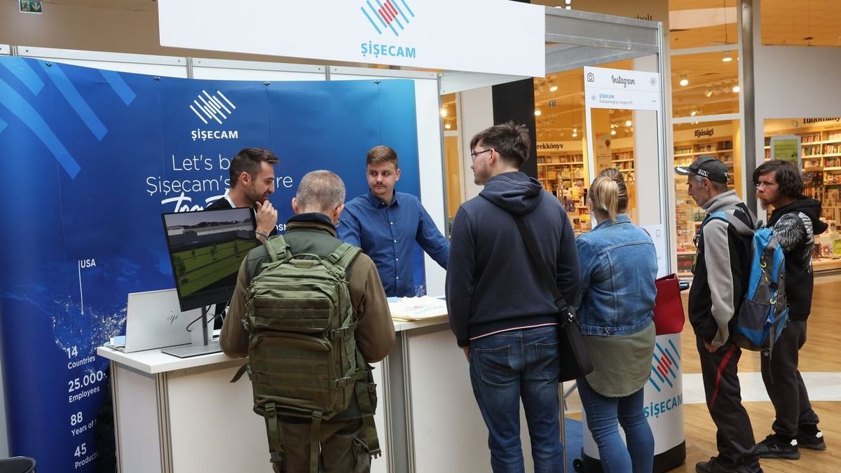 Állást kerestek a kaposvári börzén, többen már meg is találták a számításukat