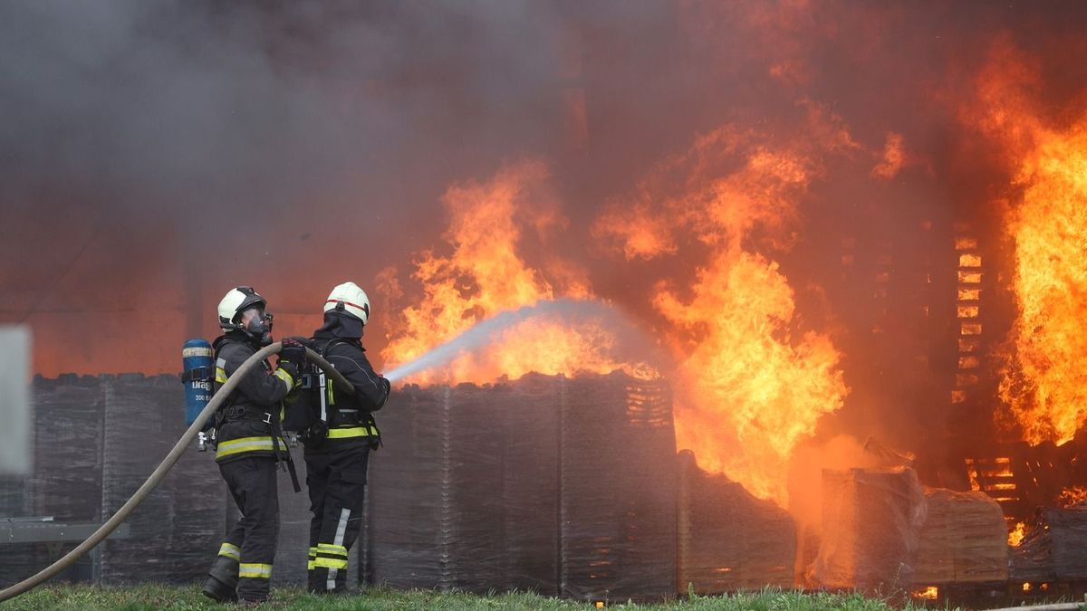Újabb tűzeset Somogyban: melléképület is lángra kapott Csurgón
